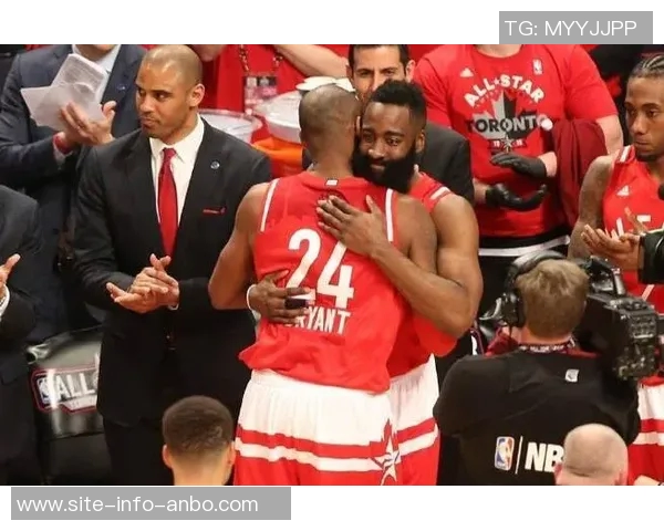 哈登称赞火箭重建成效显著KD与新星们展现出色表现