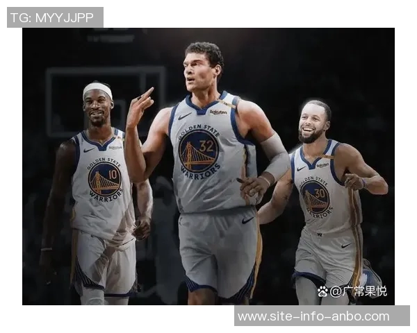 勇士频繁调整首发阵容库里期待球队能实现稳定轮换